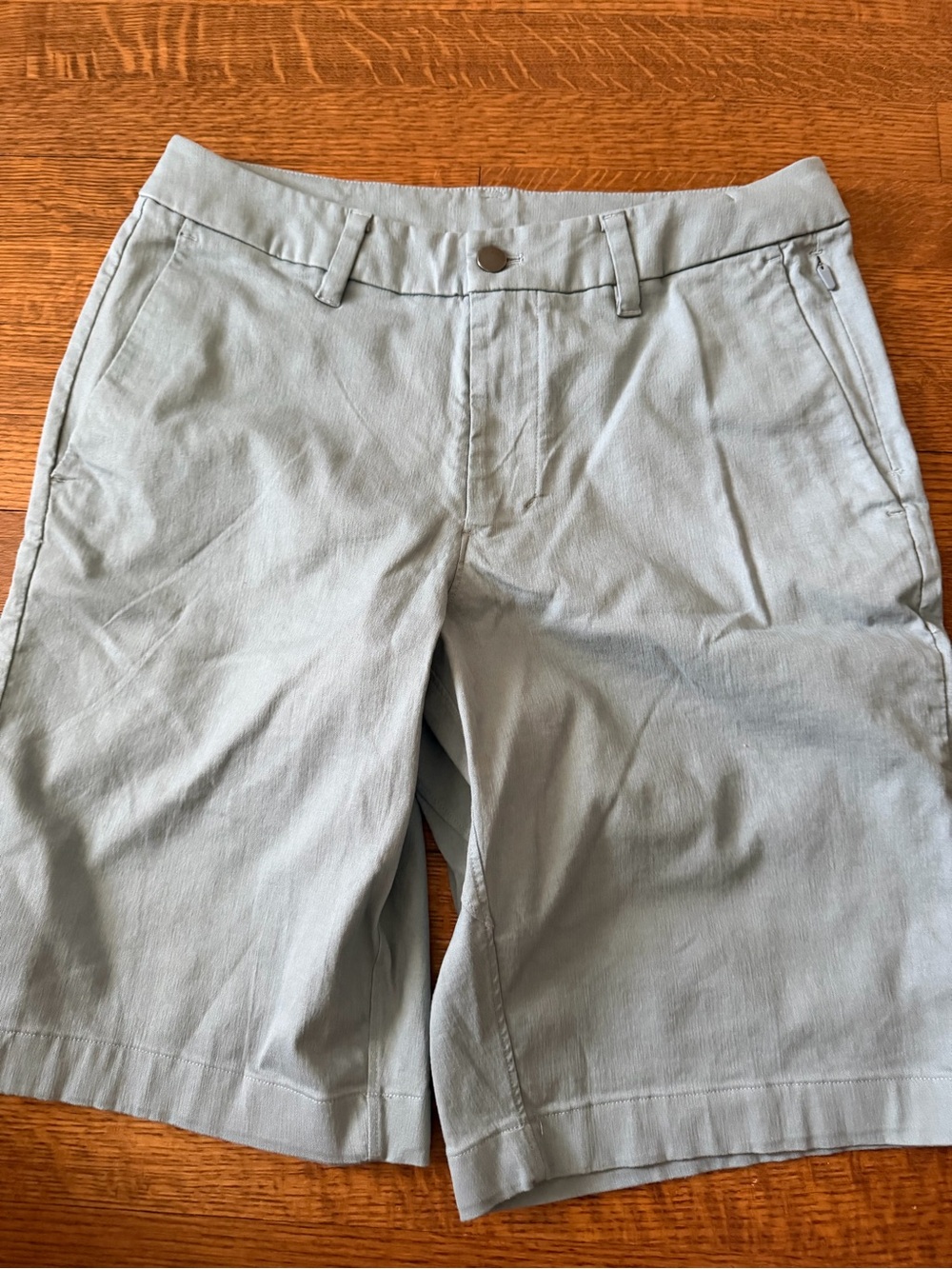 Lululemon  men’s Light Gray Shorts size 30
